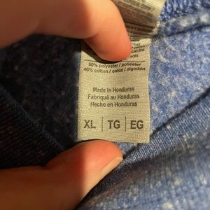 gildan sweater, blue and white